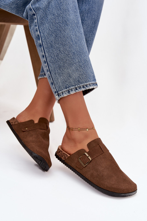 Sussid Puukingad Pealiste omad i platvormiga neetide ja pandlaga pruunid värvi Selio