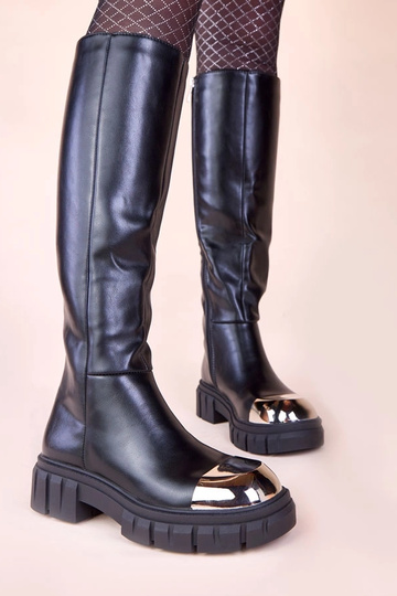 Mustad pikad saapad kuldse... 2