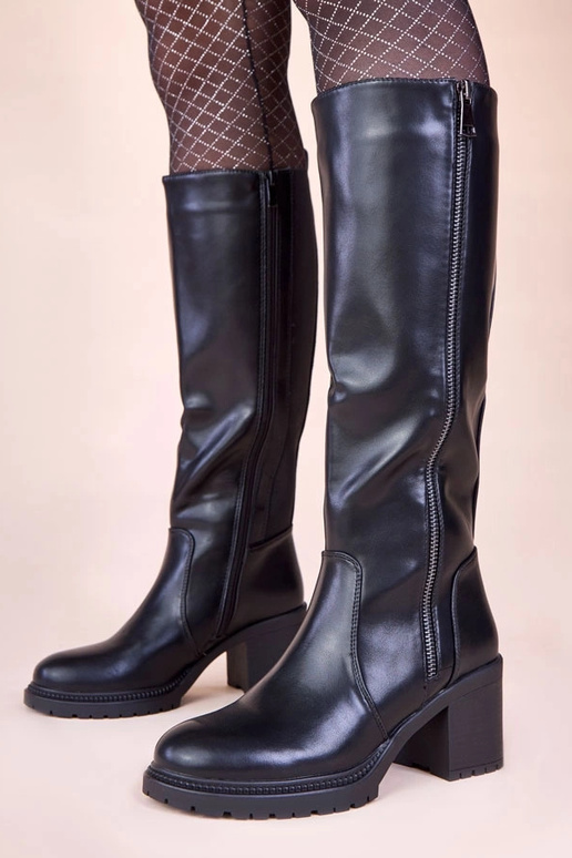 Mustad saapad kõrgel kontsal elastse...