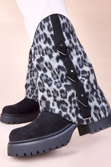 Mustad saapad tiigri... 2