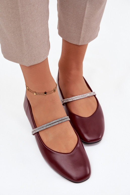 Baleriinad Pealiste omadBłyszczącymi Paskami bordoo-värvi Ilirene