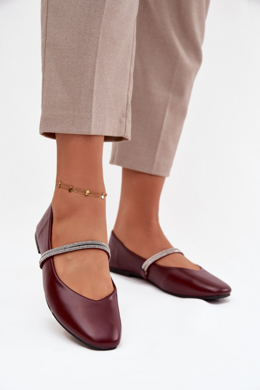 Baleriinad Pealiste omadBłyszczącymi Paskami bordoo-värvi Ilirene