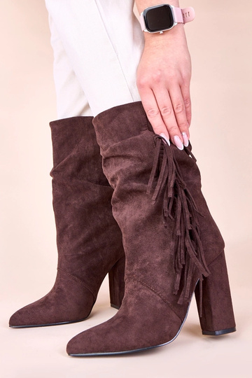 Pruunad saapad madalal...