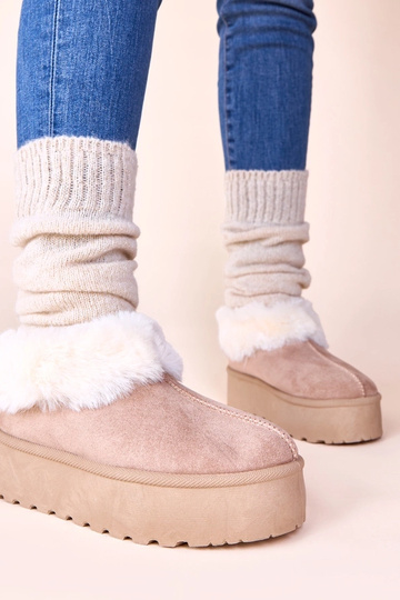 Tumedalt liivakarva... 2