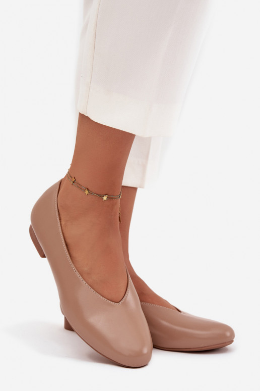 Naiste ballerina kingad kunstnahast laia kontsaga liivakarva Olyssia