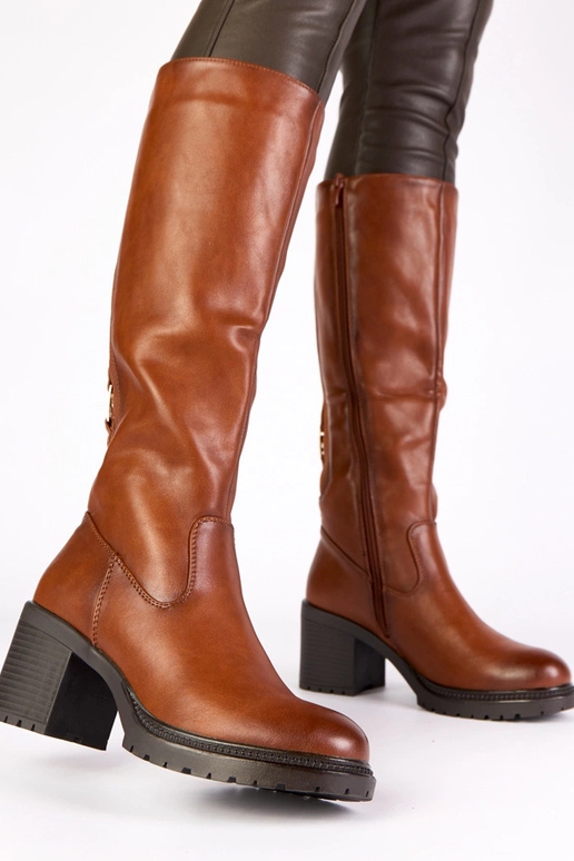 Pruunid vintage stiilis pikkade...