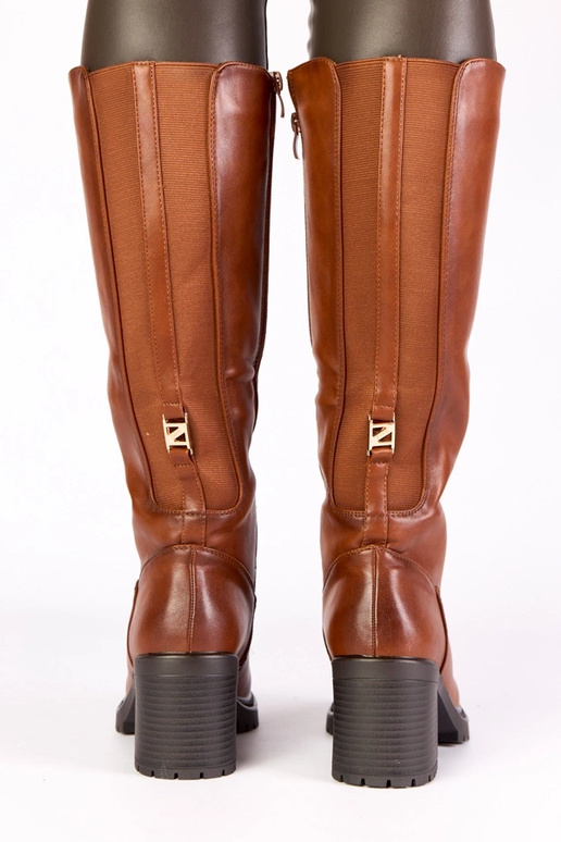 Pruunid vintage stiilis pikkade...