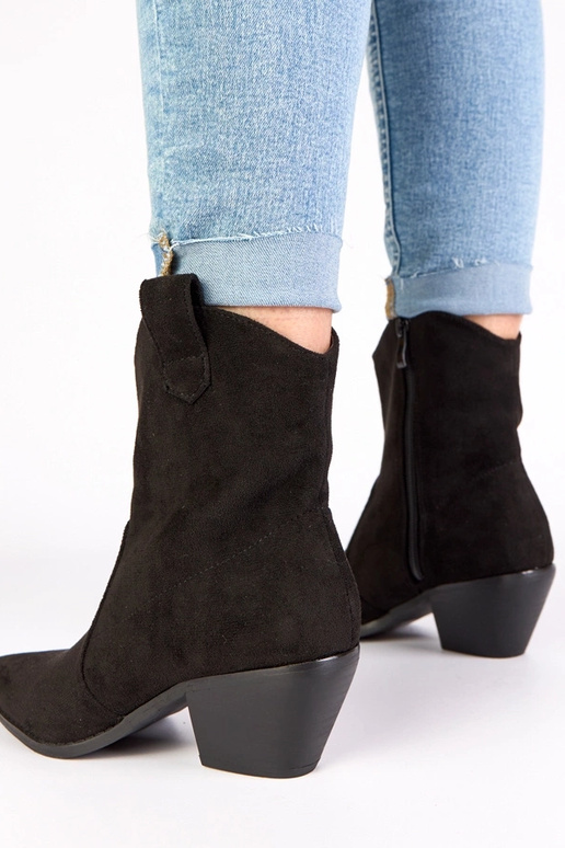 Mustad kauboisaapad kontsal Alka