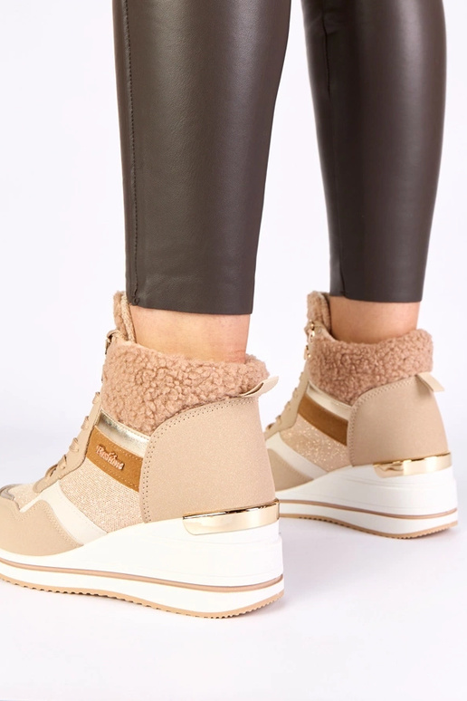 Kreemjas soojad lume jooksujalatsid...