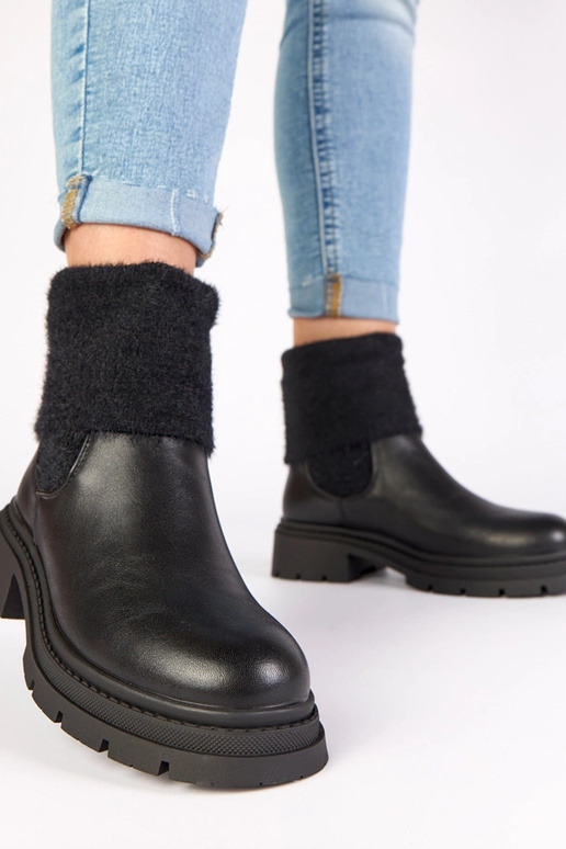 Mustad saapad elastse sisetugedega ja...