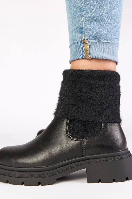 Mustad saapad elastse sisetugedega ja...