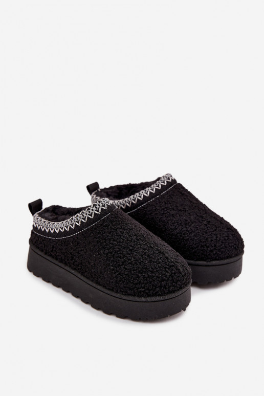 Laste lumesaapad noortele karusnahaga Baranek musta värviga Selathiel