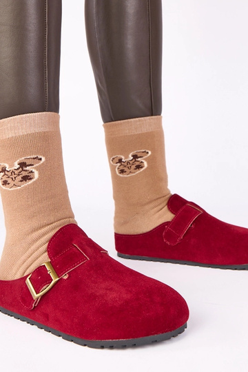 Bordo värvi saapad...