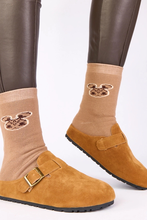 Pruunid saapad dekoratiivse pandlaga...