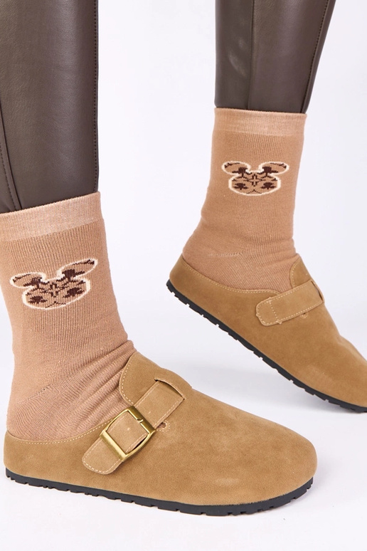 Kreemikas saapad dekoratiivse...