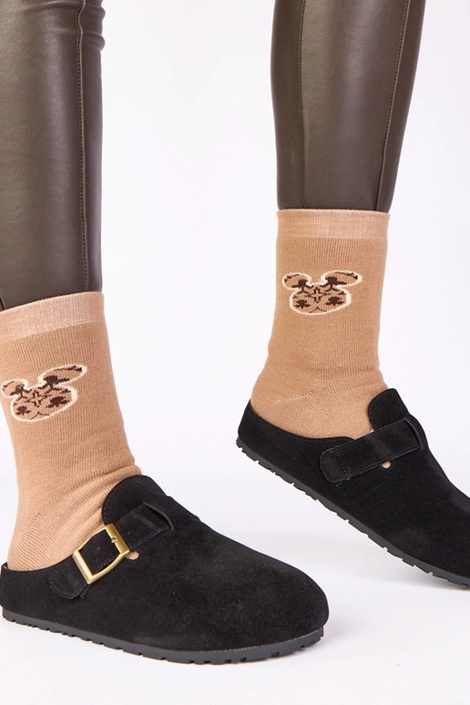 Musta saapad dekoratiivse pandlaga...