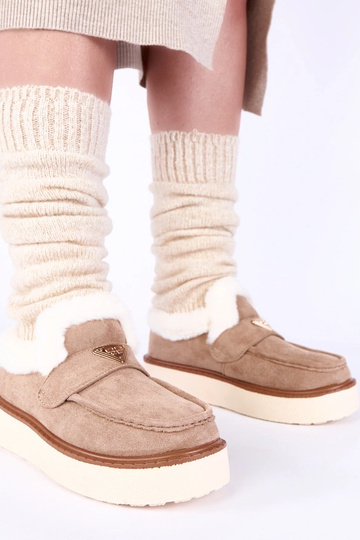 Tumedad kreemikad sooja...