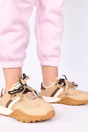 Kreemikas sooja voodriga...