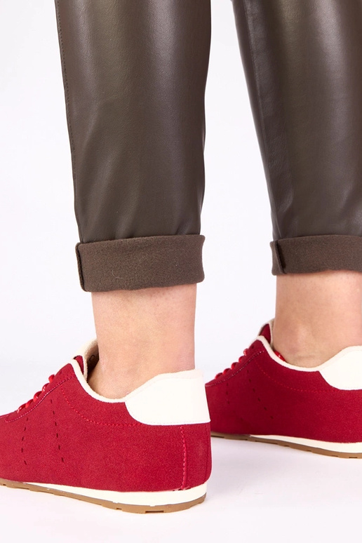 Punased spordijalatsid valge...