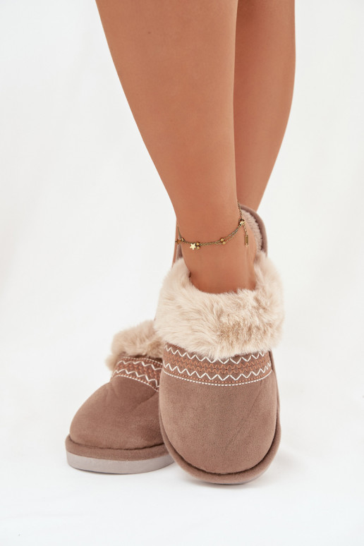 Plätud Pealiste omad karusnahaga I Haftem Khakivärvi Devianne