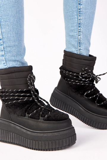 Mustad lumesaapad... 2