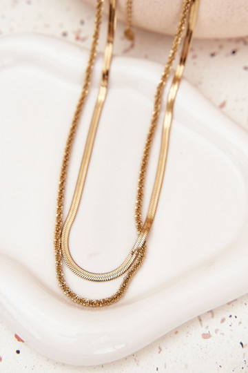 Kaelakee valmistatud roostevabast terasest Kuldset värvi