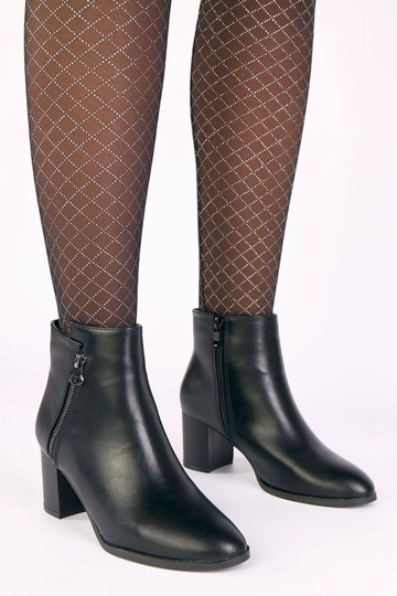 Mustad klassikalised...