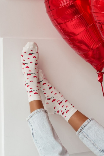 Naistes sokid "Love" elevandiluust värvi