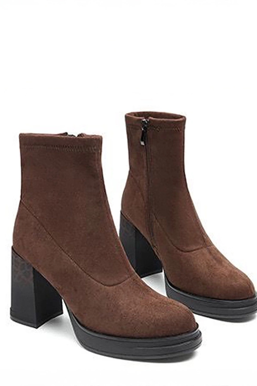 Pruunid saapad kontsaga leopardi...