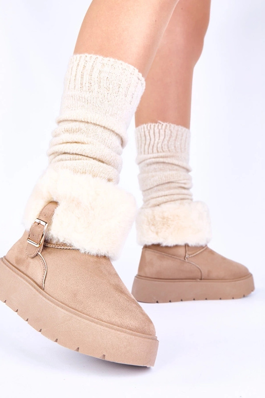 Tumedalt liivavad lumekingad...