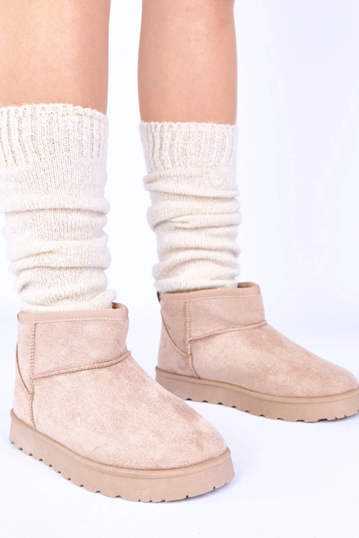 Liivavad lumekingad karusnahaga Roelle