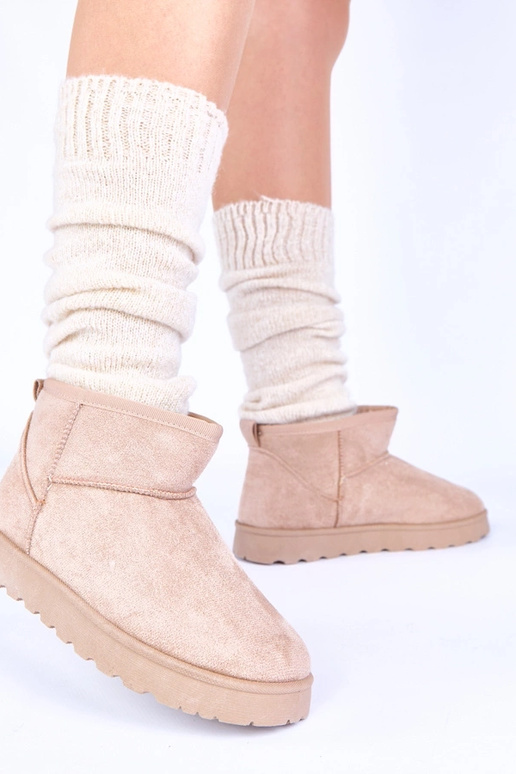 Liivavad lumekingad karusnahaga Roelle