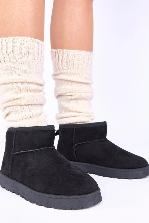 Mustad lumekingad karusnahaga Roelle