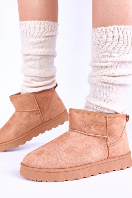 Pruunid lumekingad karusnahaga Roelle