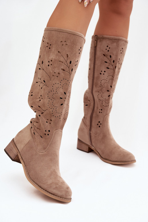 Ažuurne naiste pika säärega saapad Klockis beeži värvi Helinna