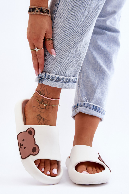 Kerged sussid valget värvi Parisso