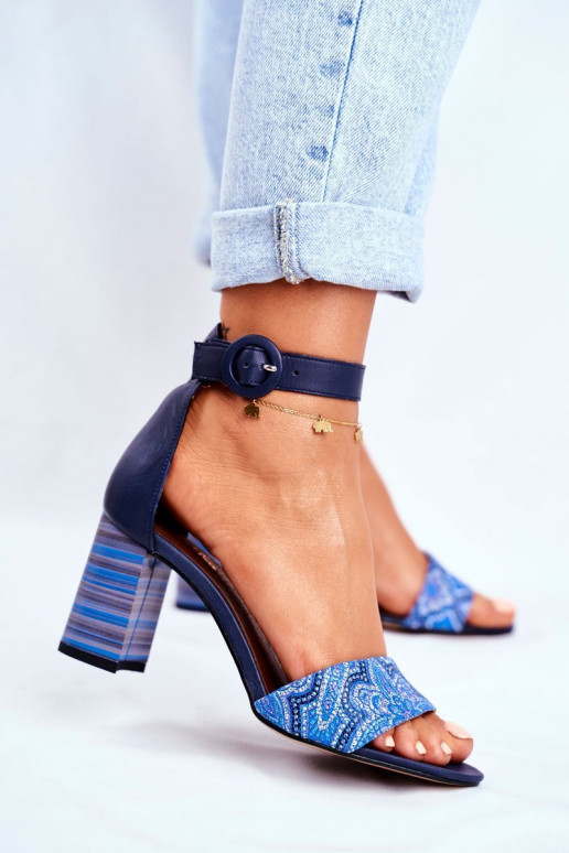 Pealistesandaalid tumesinist värvi 04235-17/00-5