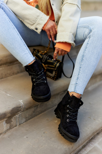 seemisnakhsed Kevad Pealiste poolsaapad jalanõud nööritavad msuud Dalles 2