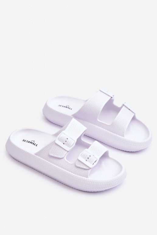 Kerged sussid Triipudega valget värvi Sharmen