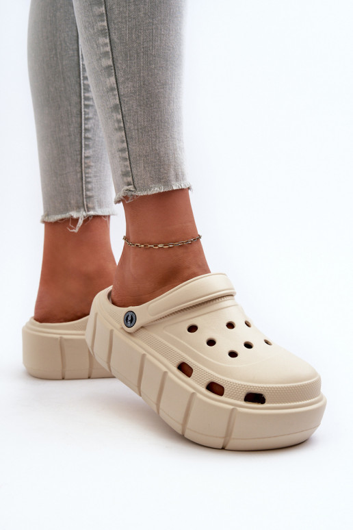Kerged rannaplätud naiste plätud platvormiga beeži värvi Itubia