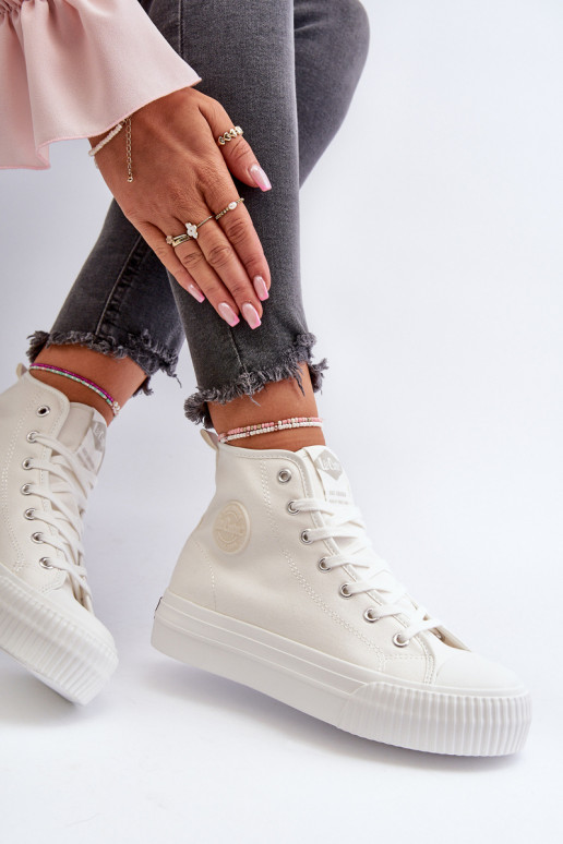 naiste saapad Kõrge Lee Cooper LCIN-24-02-2132 valget värvi