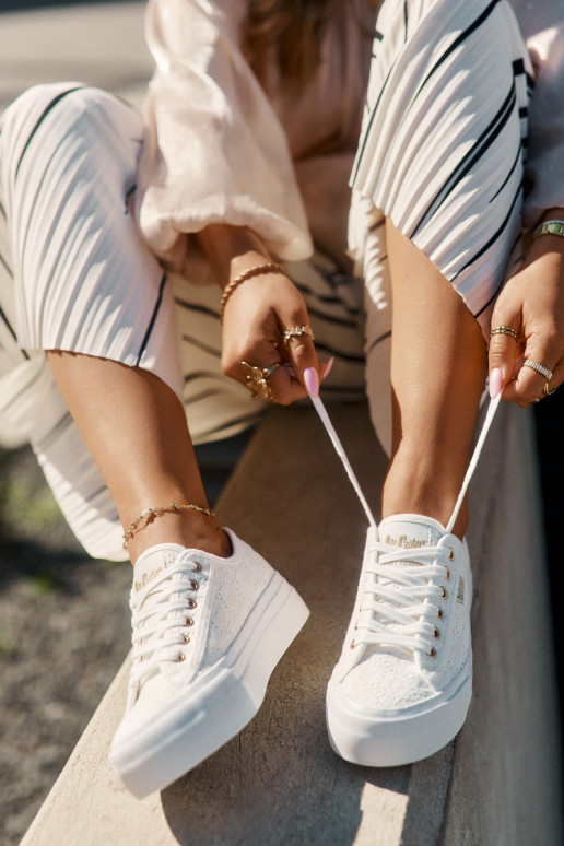 naiste saapad pitsilised Lee Cooper LCIN-25-31-3438L valget värvi