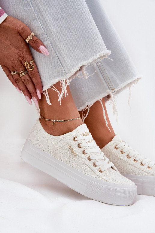 naiste saapad pitsilised Lee Cooper LCIN-25-31-3438L valget värvi