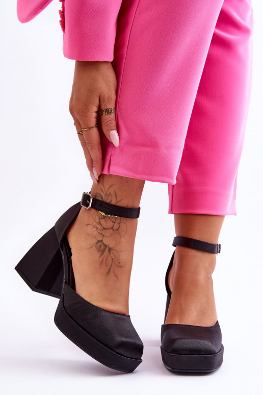 Moekad Kingad Sellel onssiivsetel kontsadel msuud Sandia