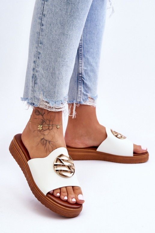 Pealiste omad Sussid kaunistustega valget värvi Secrets