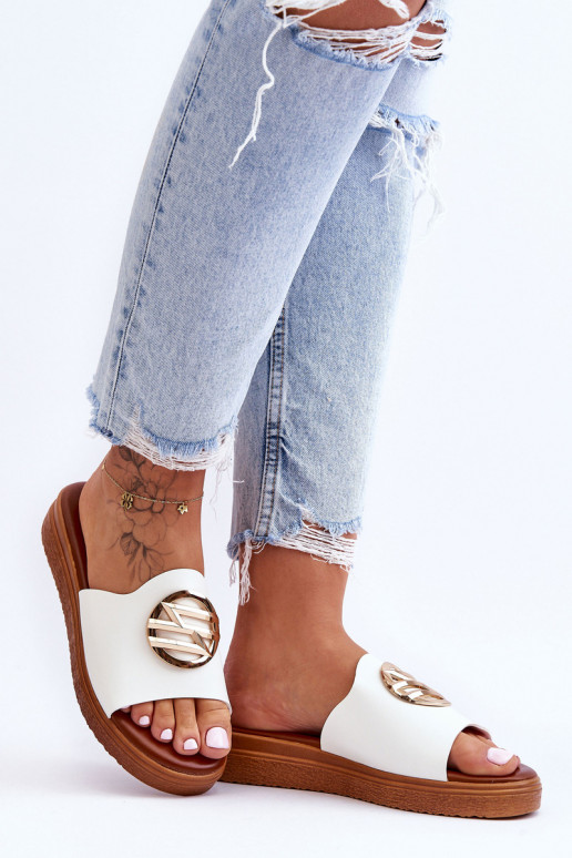 Pealiste omad Sussid kaunistustega valget värvi Secrets