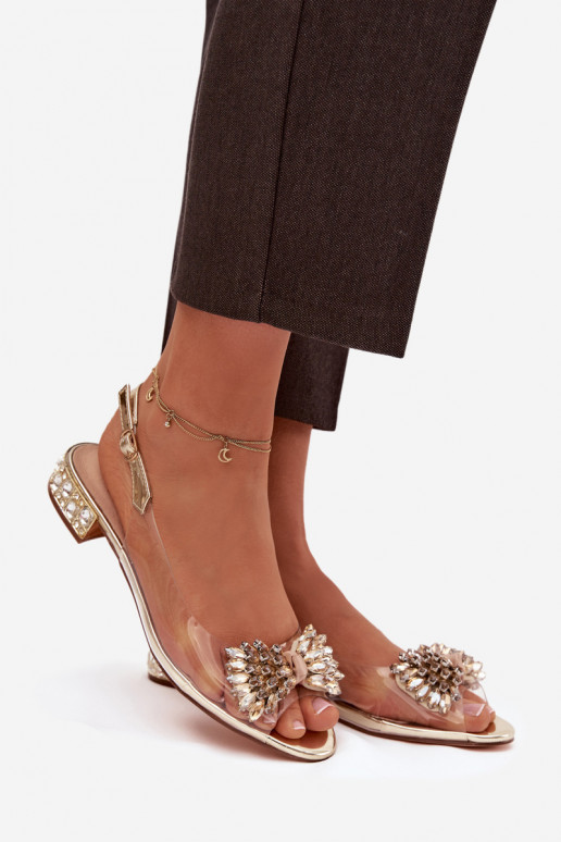 Külgedelt läbipaistvad sandaalid lipsukesega D&A MR52-231 Kuldset värvi