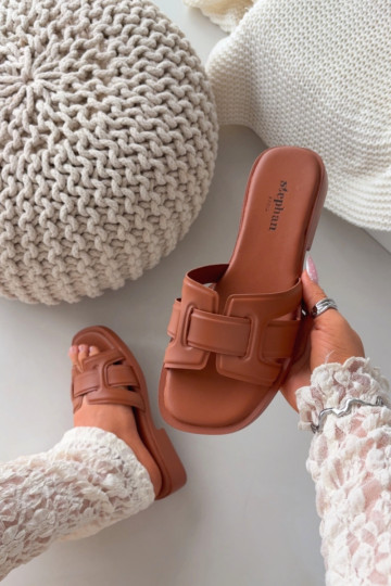 naiste plätud laiade nööridega pruunid värvi Lorania