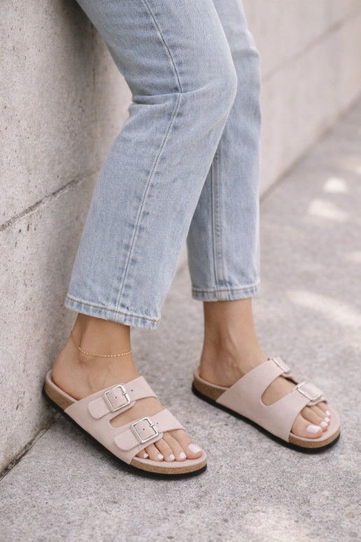 naiste plätud neetide ja pandlaga Heleroosat värvi Oliena