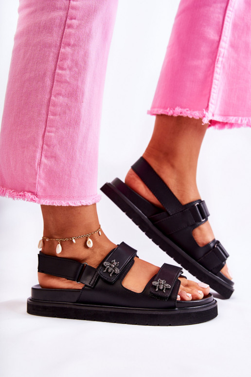 Pealiste omad Pealistesandaalid kaunistustega msuud Elly